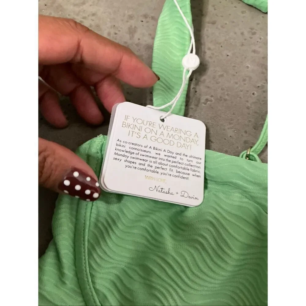 Monday Swimwear Clovelly Top | Pistachio Wave in Medium